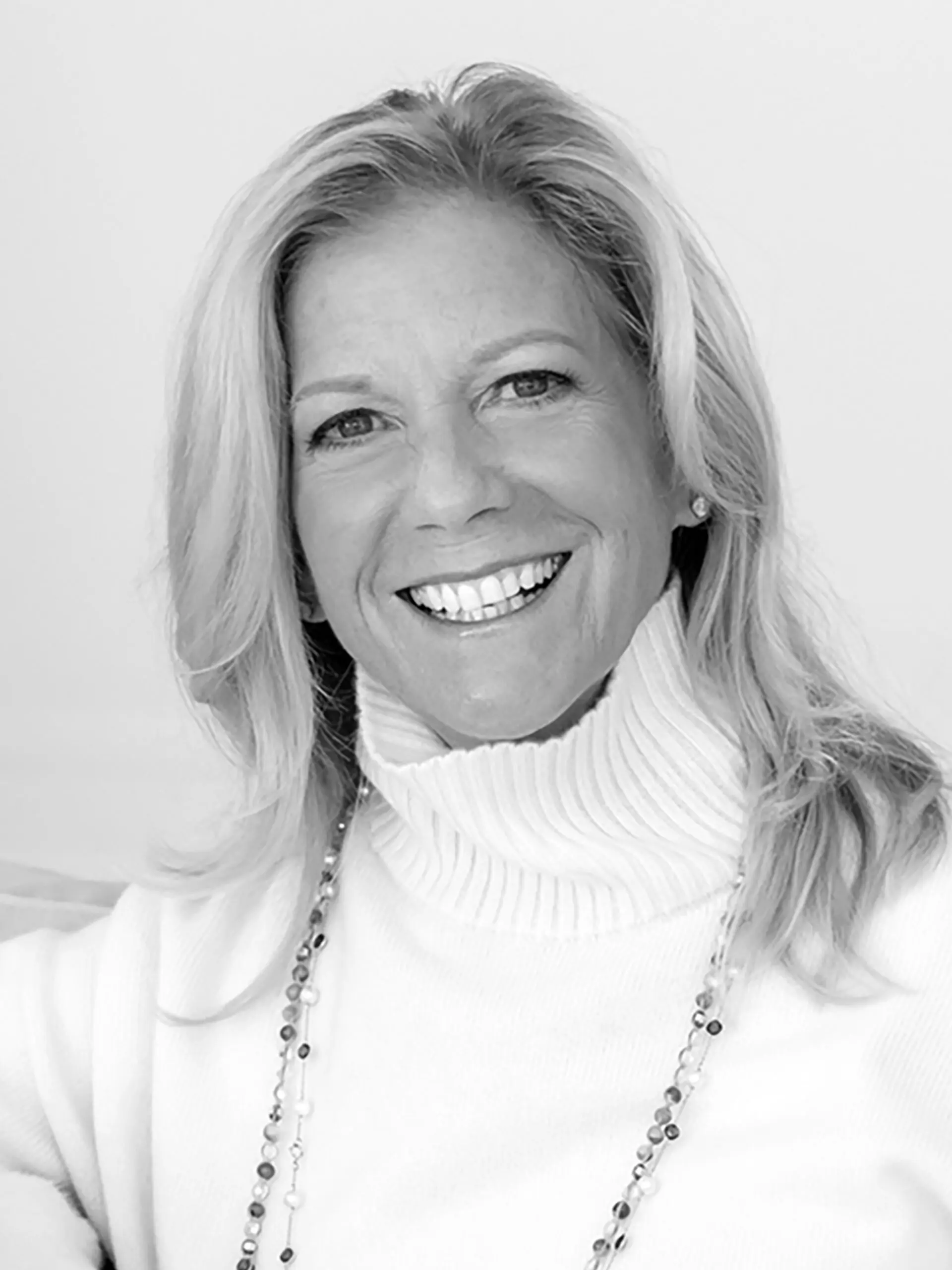 _0161w_Dr-Sue-Morter-©Tanya-Malott_m-Headshot_BW