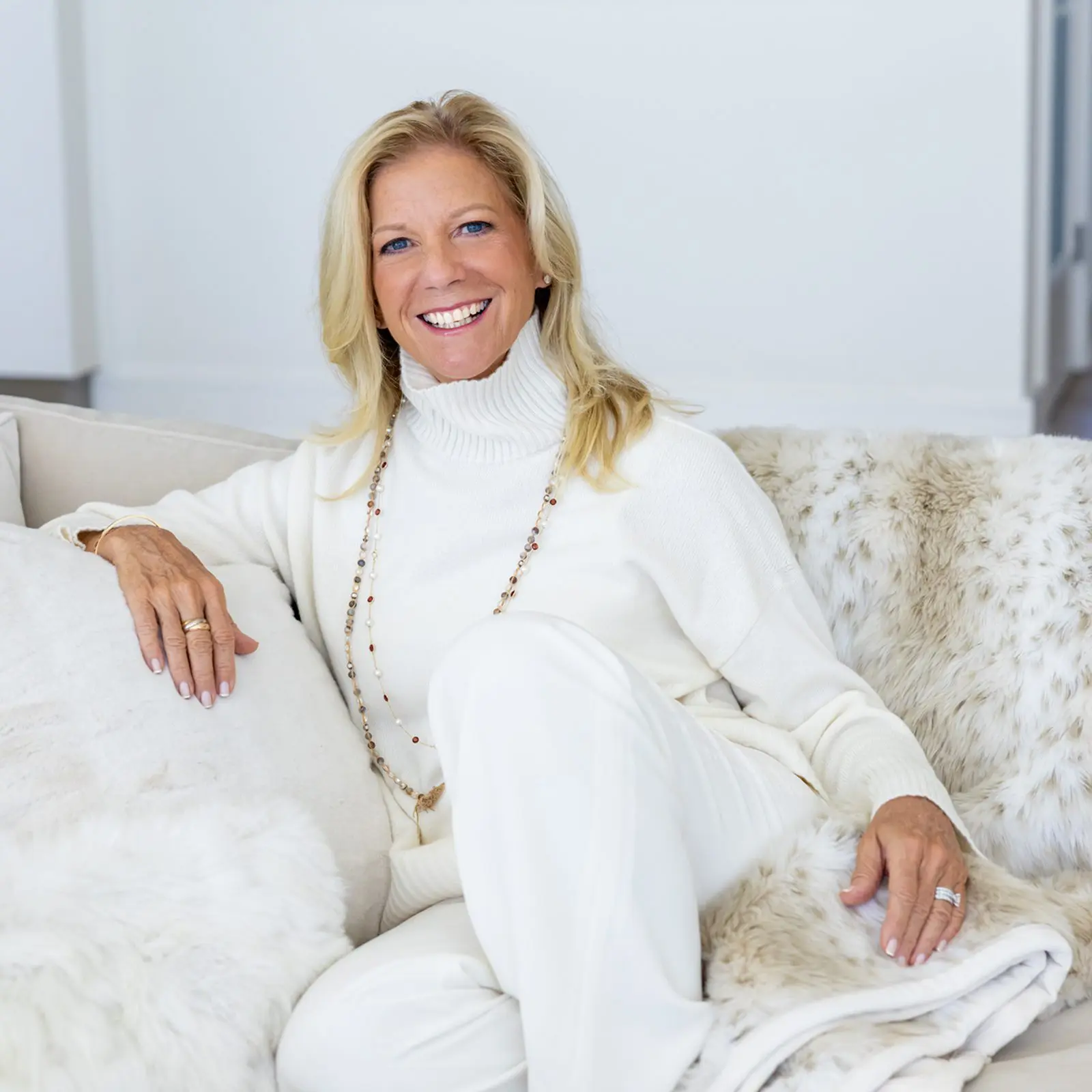 _0161w_Dr-Sue-Morter-©Tanya-Malott_m