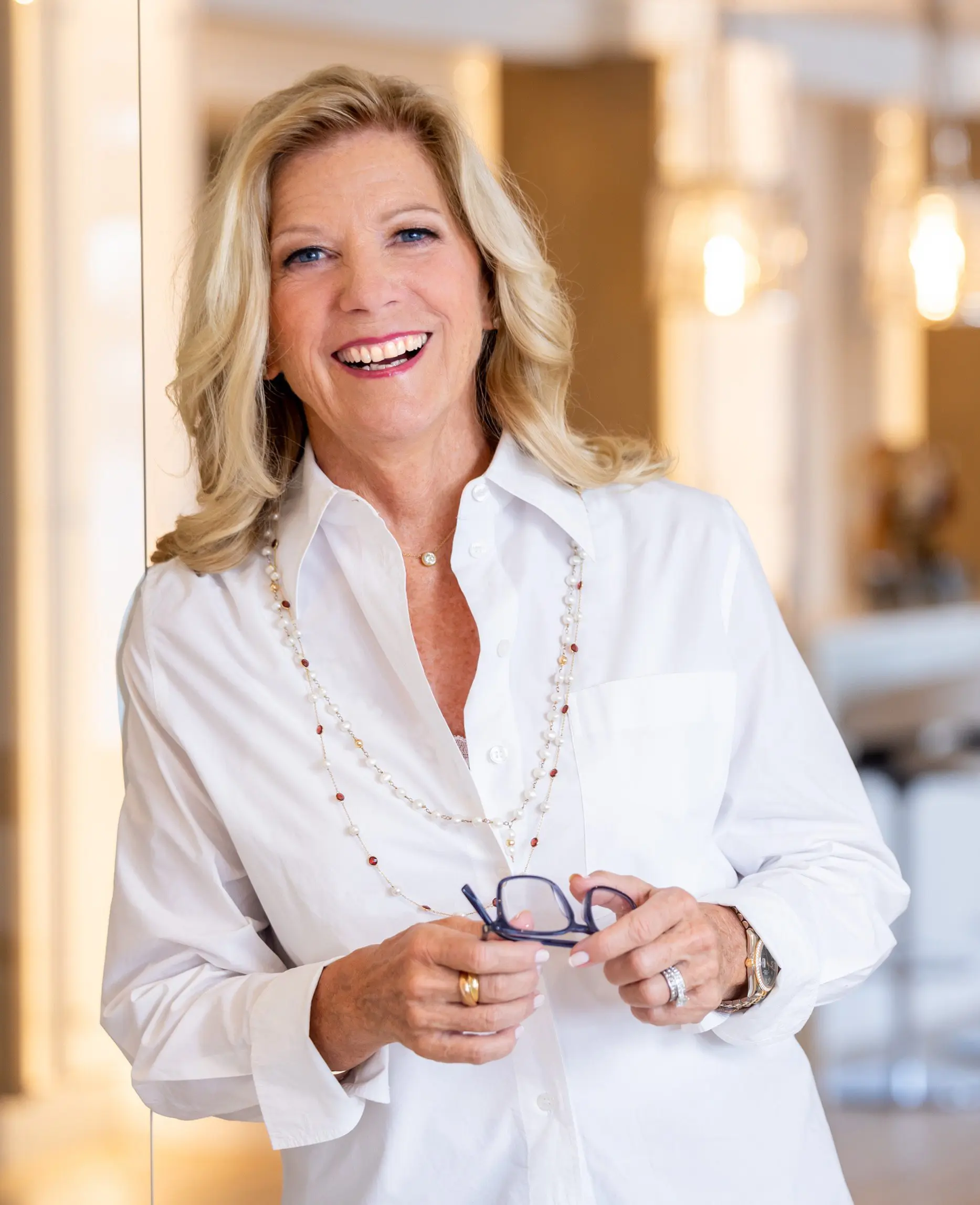 0445__DrSueMorter-Portraits_©Tanya-Malott-Crop-m