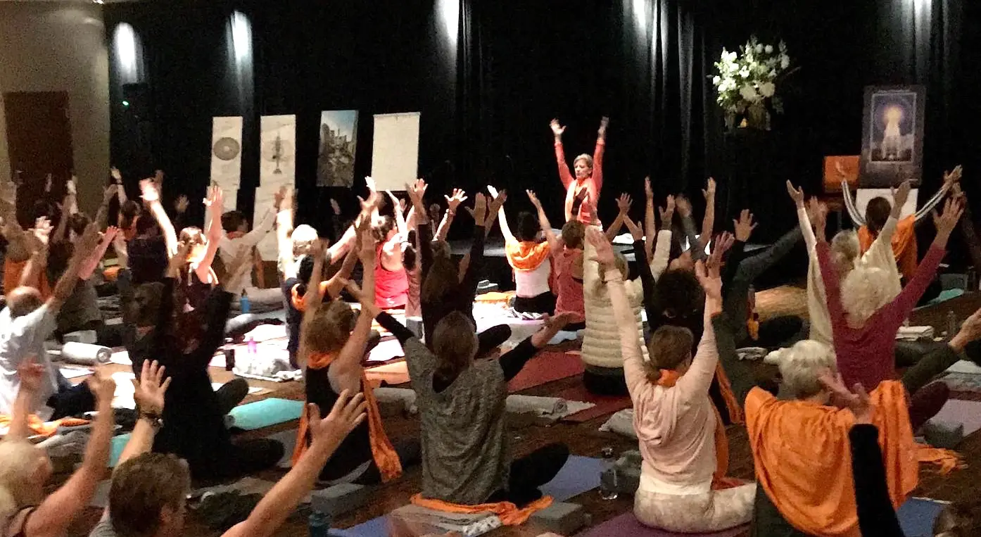 Yoga-Group-Intensive