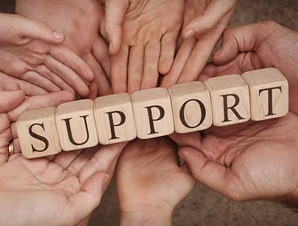 SUPPORT-shutterstock_271765016-72_!000x760 copy